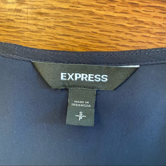 Express Square Neck Button Ruffle Tank - Picture 5 of 5